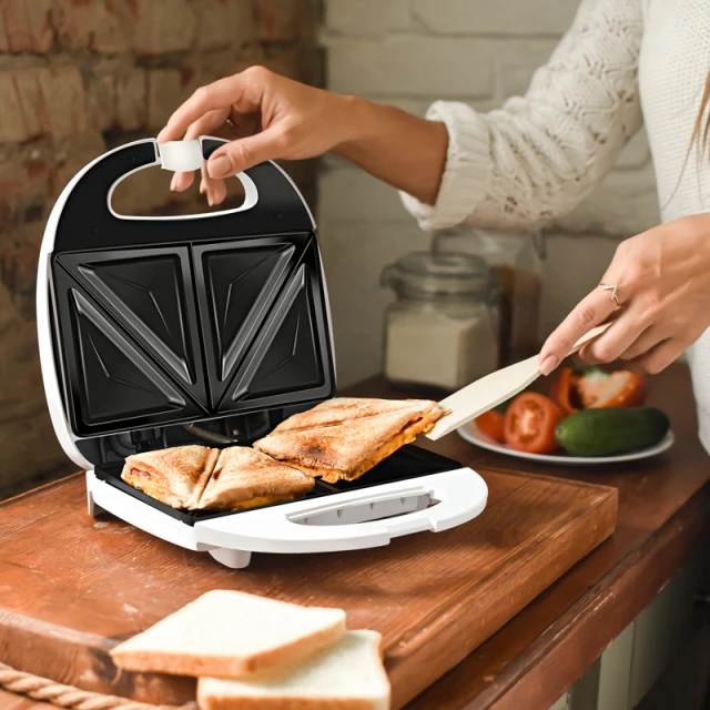 Aparat pentru sandwich AR-1205